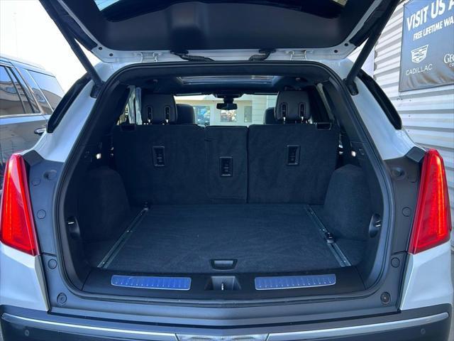 used 2017 Cadillac XT5 car, priced at $25,991