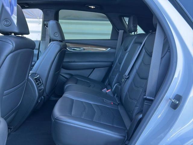 used 2017 Cadillac XT5 car, priced at $25,991