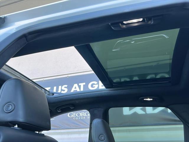 used 2017 Cadillac XT5 car, priced at $25,991