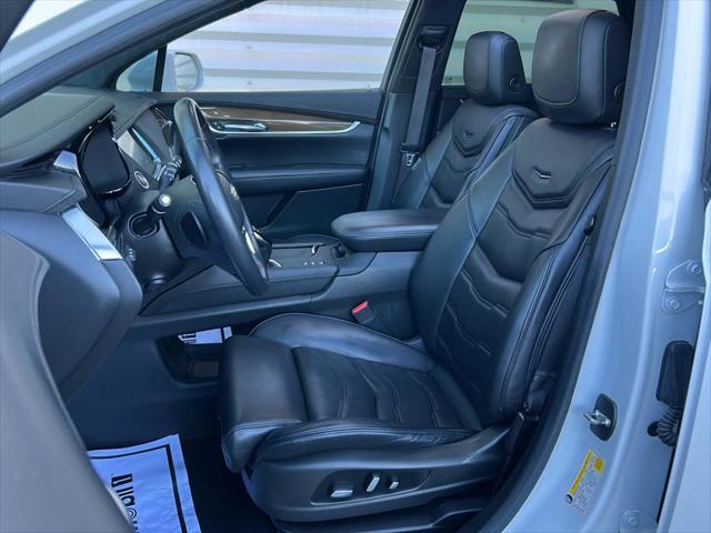 used 2017 Cadillac XT5 car, priced at $25,991