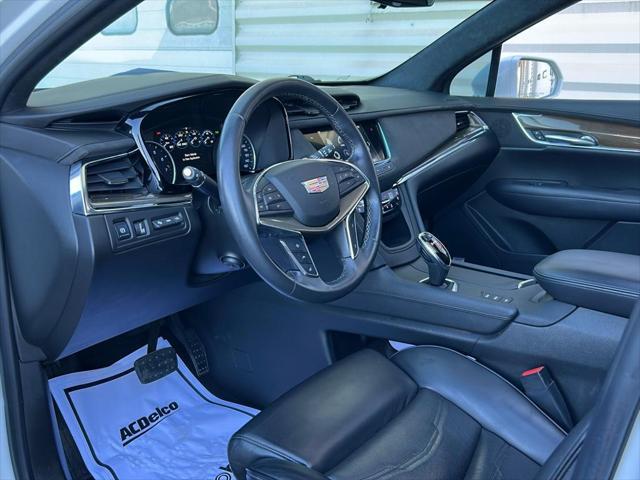 used 2017 Cadillac XT5 car, priced at $25,991