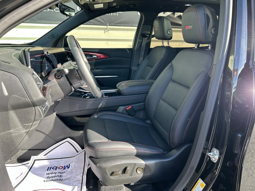 used 2024 Chevrolet Traverse car, priced at $47,999