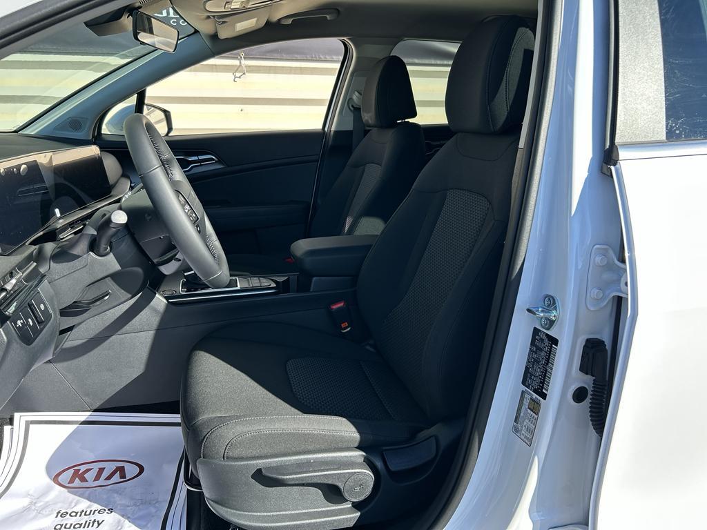 new 2026 Kia Sportage car, priced at $30,805