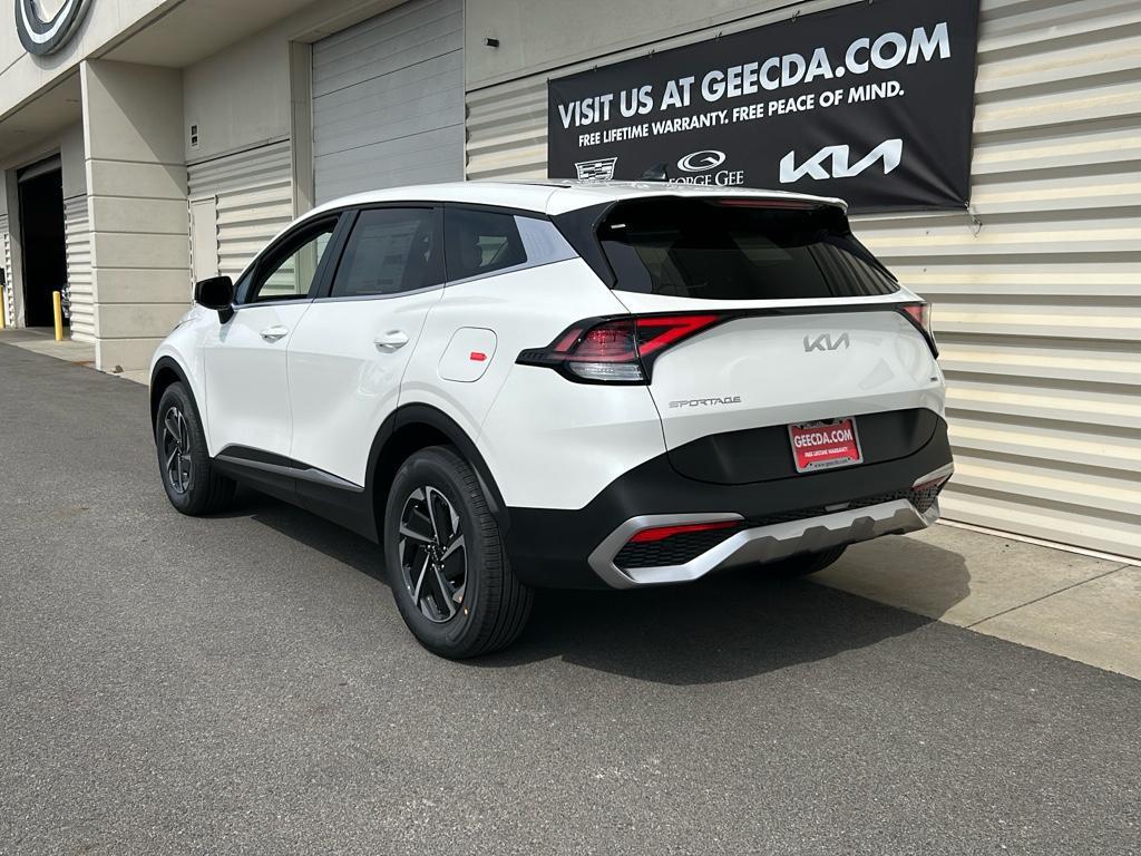 new 2025 Kia Sportage Hybrid car, priced at $30,790