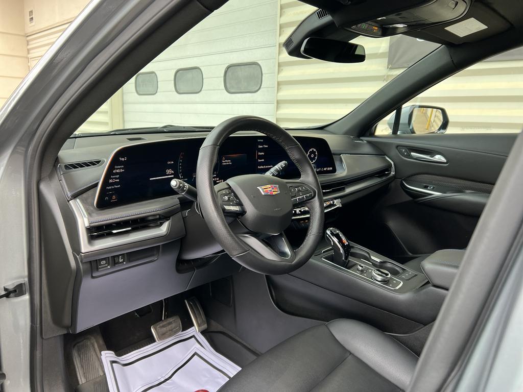 used 2025 Cadillac XT4 car, priced at $44,900