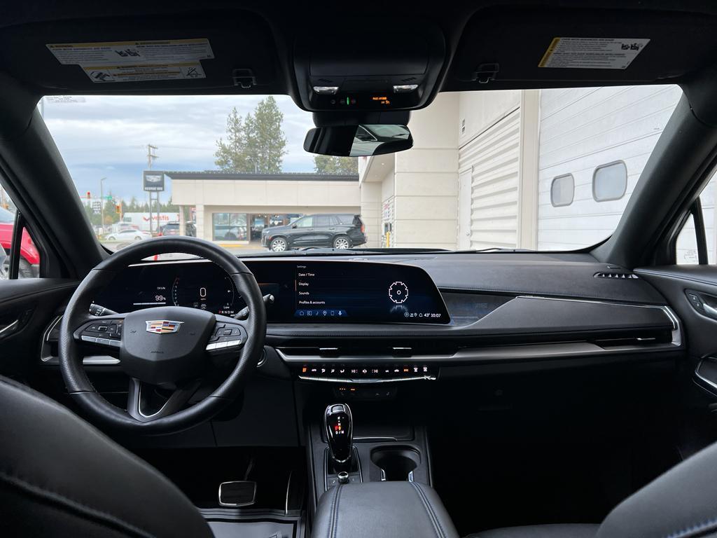 used 2025 Cadillac XT4 car, priced at $44,900