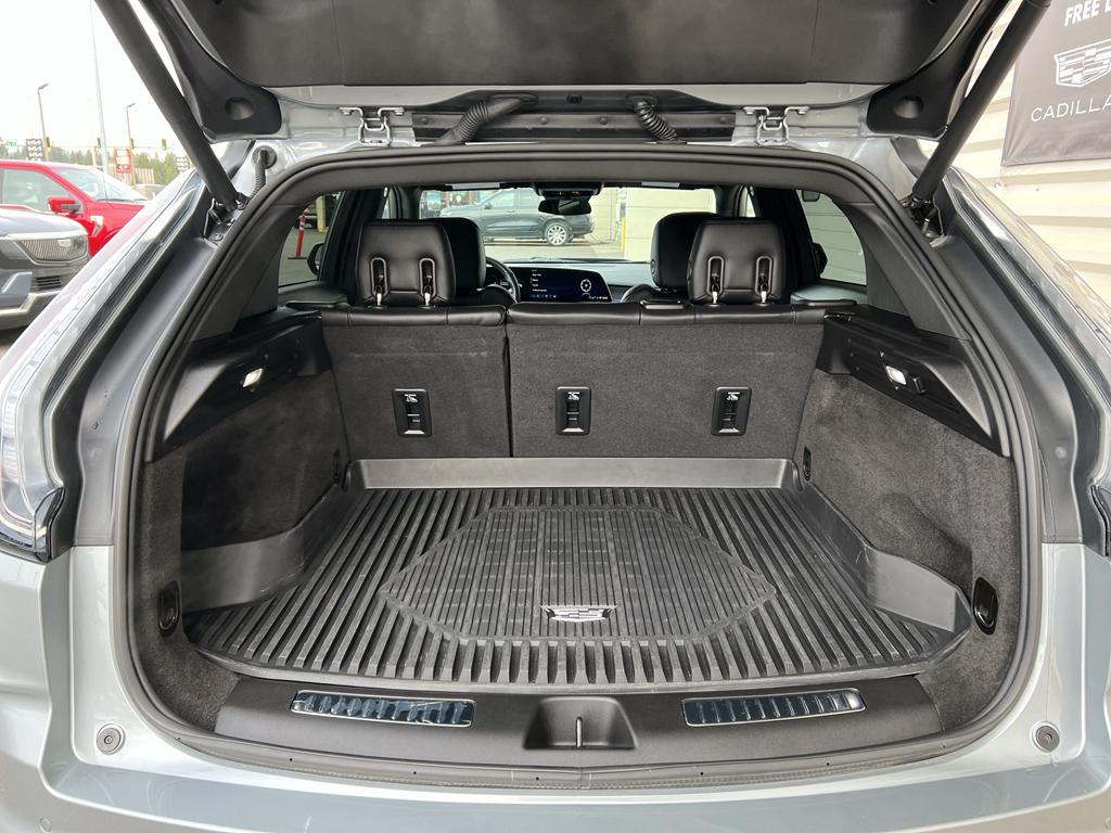 used 2025 Cadillac XT4 car, priced at $44,900