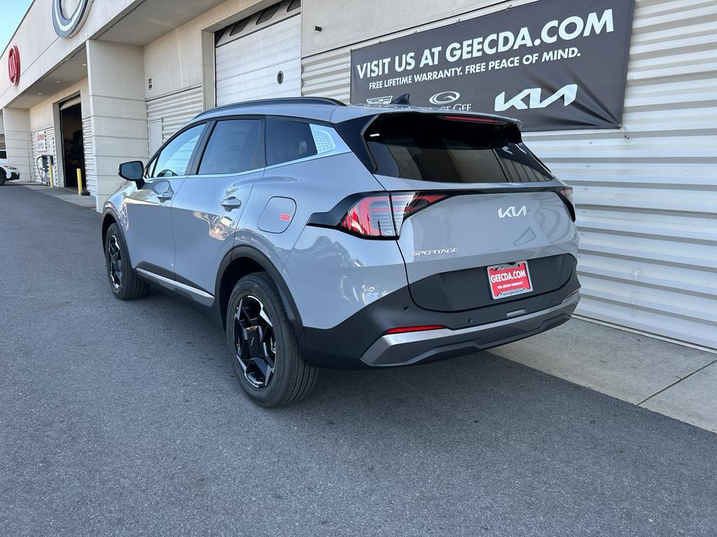 new 2026 Kia Sportage car, priced at $33,700