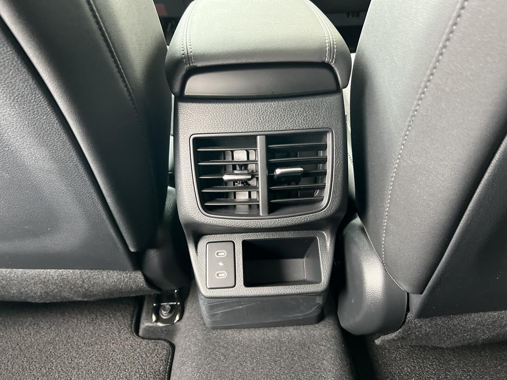 new 2026 Kia Seltos car, priced at $27,990