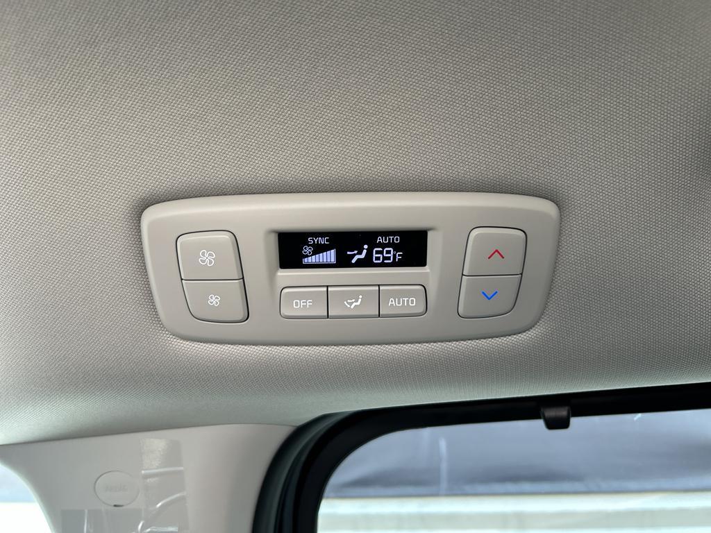 new 2026 Kia Carnival Hybrid car, priced at $43,765