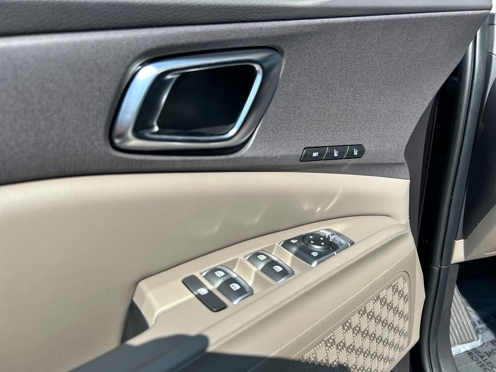 new 2026 Kia Carnival Hybrid car, priced at $43,765