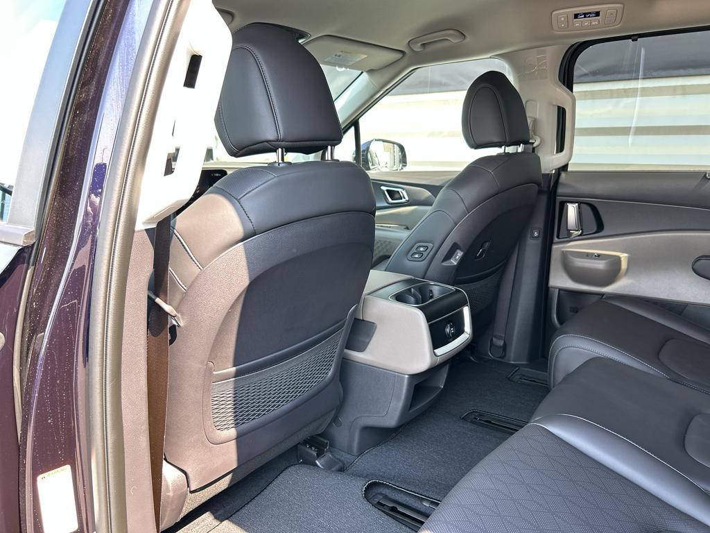 new 2026 Kia Carnival Hybrid car, priced at $43,765