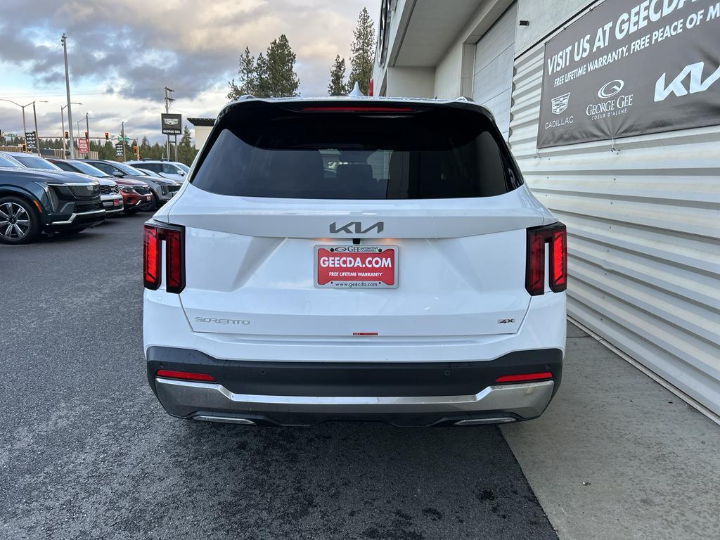 new 2026 Kia Sorento car, priced at $38,095