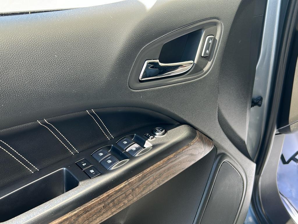 used 2022 GMC Canyon car, priced at $39,652