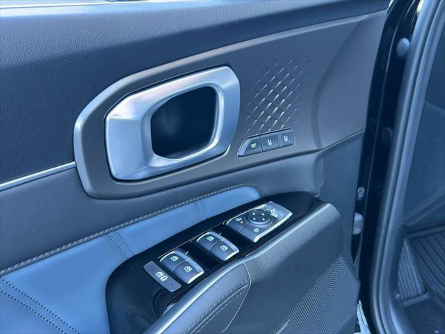new 2025 Kia Sorento Hybrid car, priced at $48,215