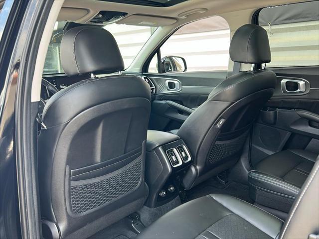 used 2022 Kia Sorento car, priced at $33,852