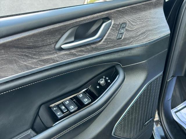 used 2023 Jeep Grand Cherokee L car, priced at $41,574