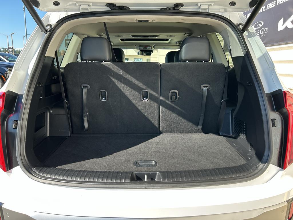 used 2025 Kia Telluride car, priced at $40,000