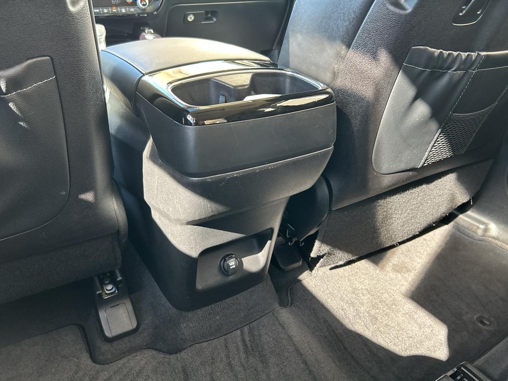 used 2025 Kia Telluride car, priced at $40,000