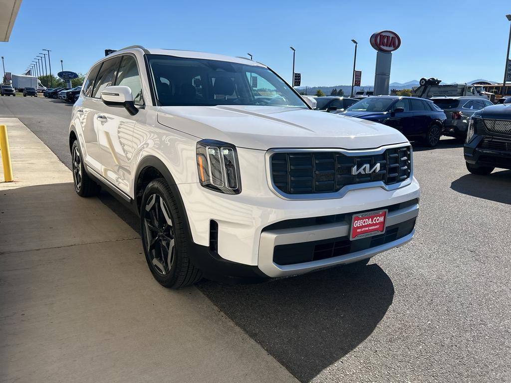 used 2025 Kia Telluride car, priced at $40,000