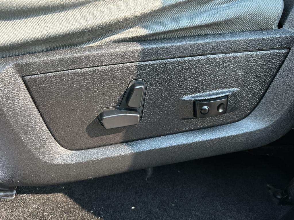 used 2013 Ram 2500 car, priced at $29,000