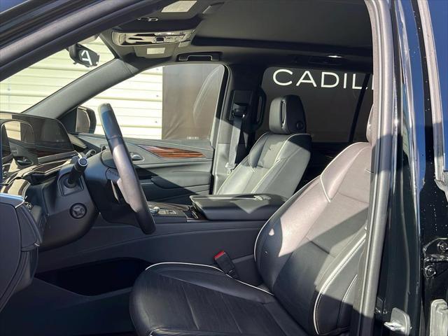 used 2023 Cadillac Escalade ESV car, priced at $77,000
