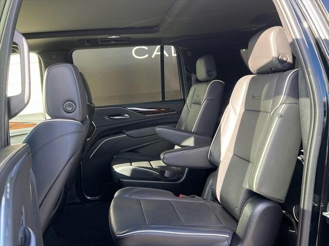 used 2023 Cadillac Escalade ESV car, priced at $77,000