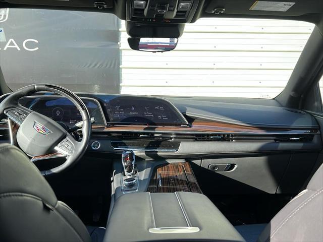 used 2023 Cadillac Escalade ESV car, priced at $77,000