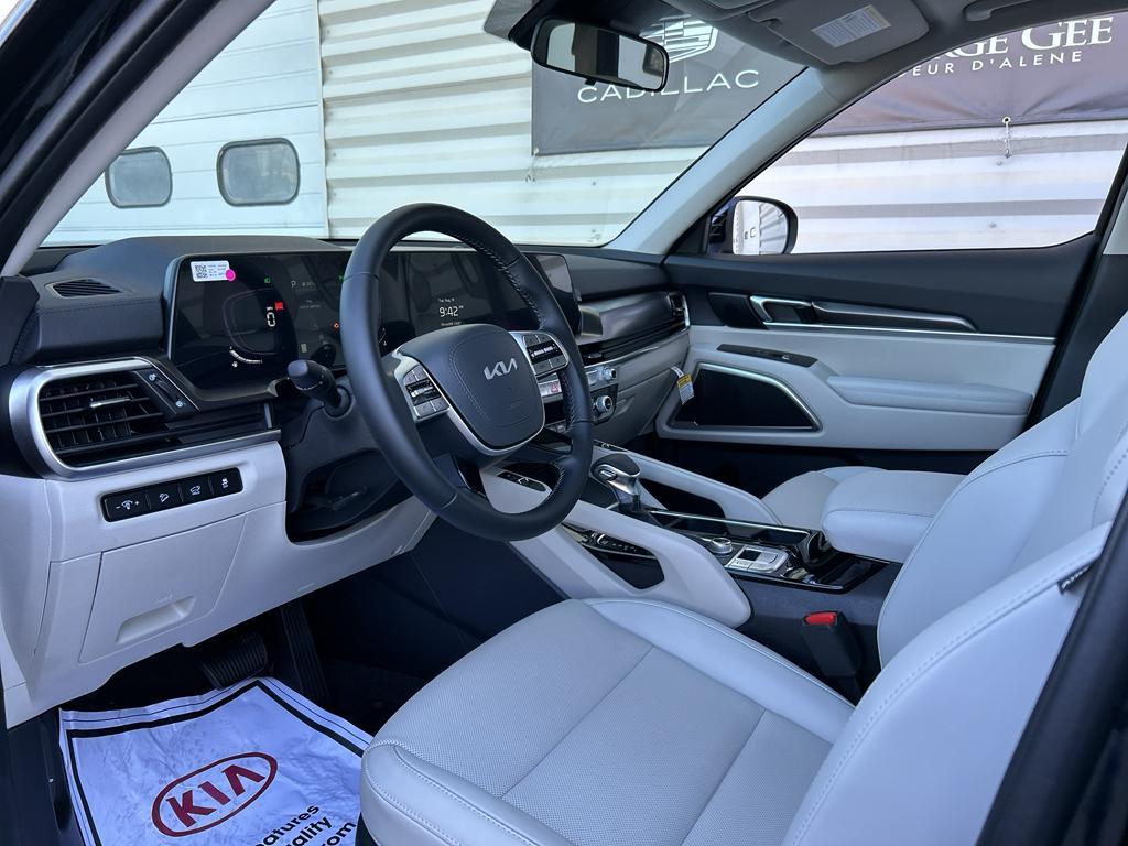 new 2025 Kia Telluride car, priced at $42,180