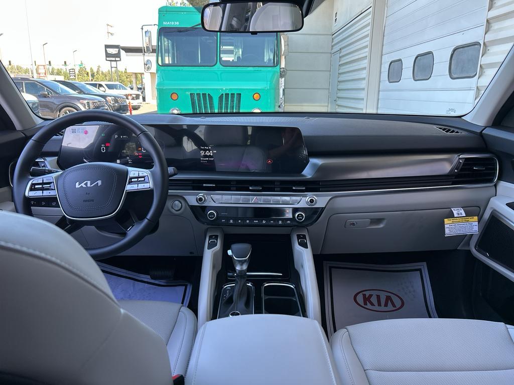 new 2025 Kia Telluride car, priced at $42,180