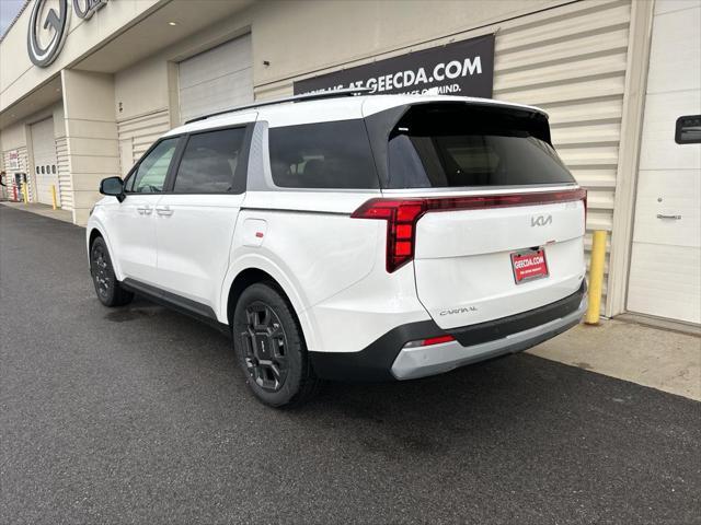 new 2025 Kia Carnival car, priced at $43,855