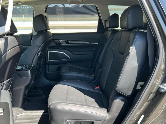 new 2025 Kia Telluride car, priced at $42,790