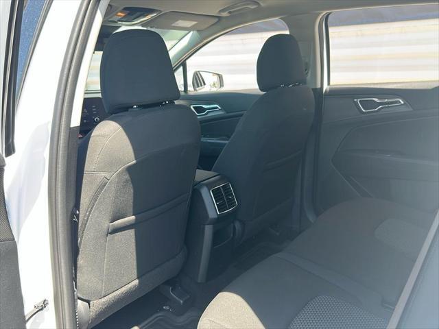 new 2025 Kia Sportage car, priced at $30,675