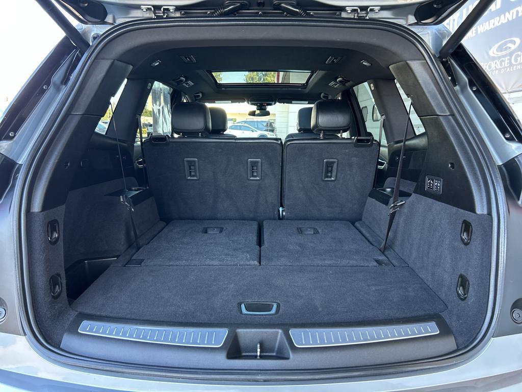 used 2024 Cadillac XT6 car, priced at $44,000