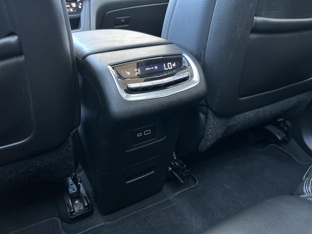 used 2024 Cadillac XT6 car, priced at $44,000