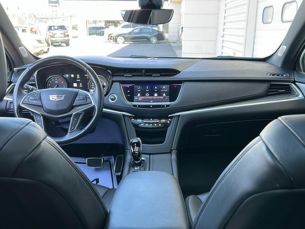 used 2021 Cadillac XT5 car, priced at $32,000