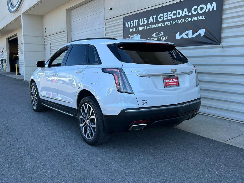 used 2021 Cadillac XT5 car, priced at $32,000