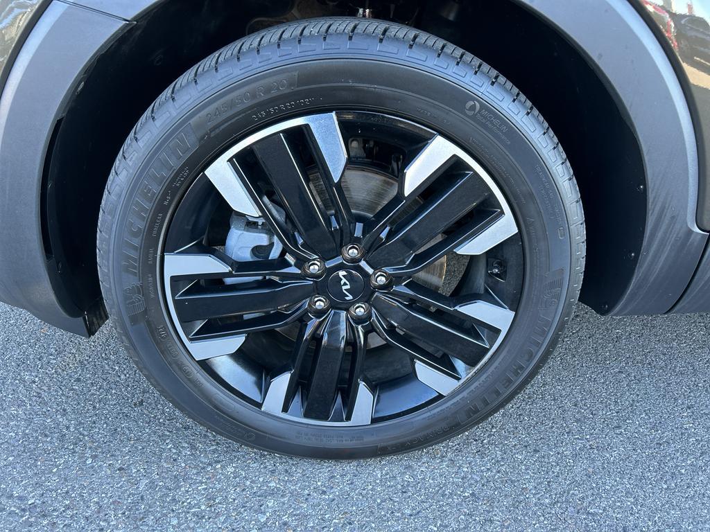 used 2024 Kia Telluride car, priced at $46,850