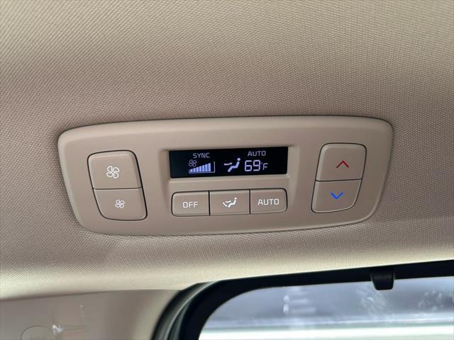 new 2026 Kia Carnival Hybrid car, priced at $55,080
