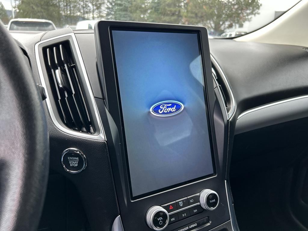 used 2022 Ford Edge car, priced at $24,999