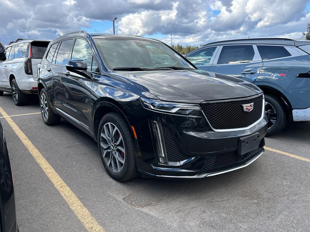 used 2025 Cadillac XT6 car, priced at $56,000