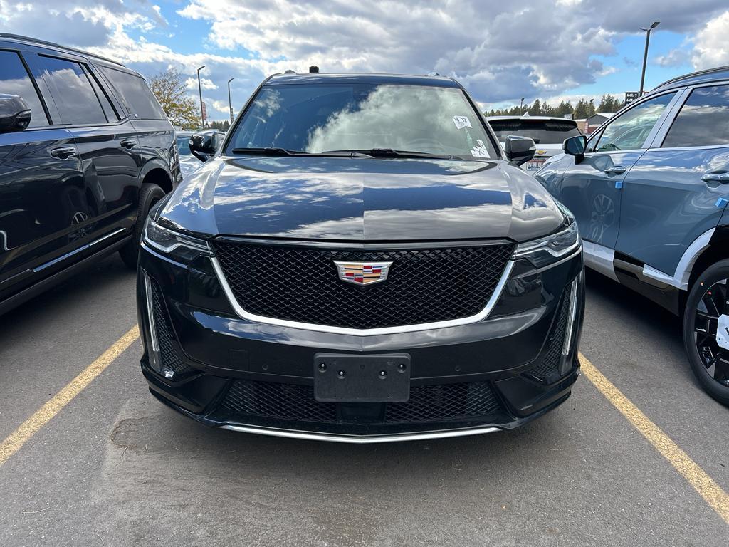 used 2025 Cadillac XT6 car, priced at $56,000