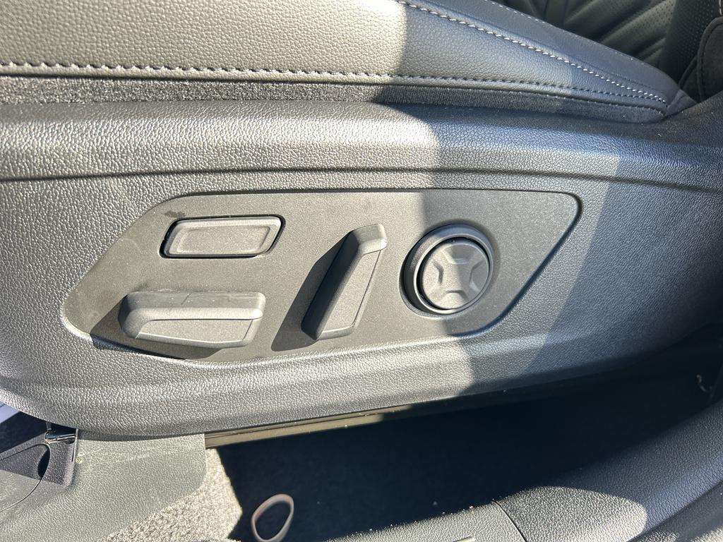 new 2026 Kia Sorento car, priced at $46,145