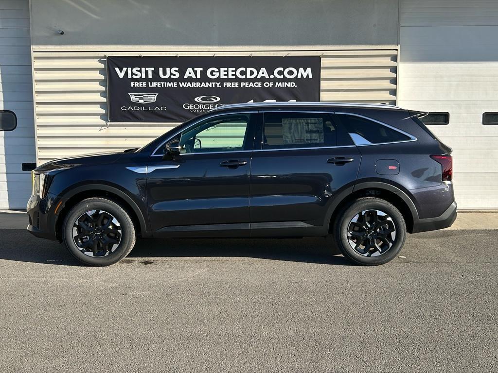 new 2025 Kia Sorento car, priced at $34,500