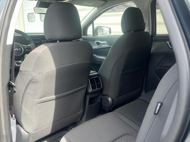 new 2025 Kia Sportage car, priced at $31,175