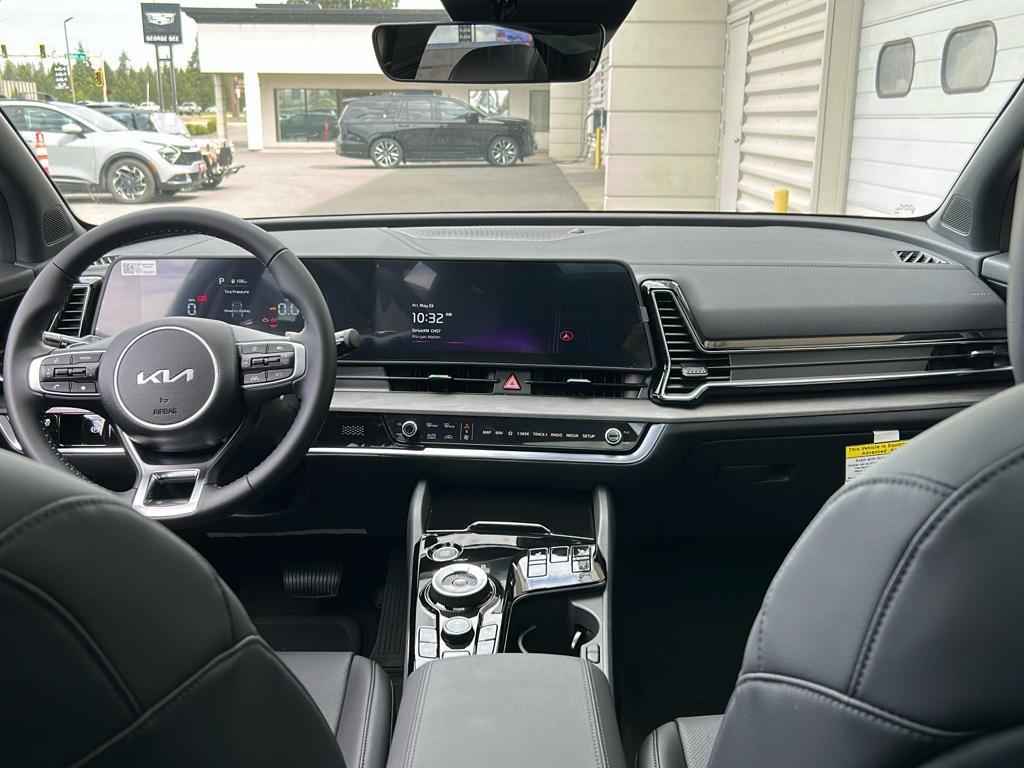 new 2025 Kia Sportage car, priced at $39,055