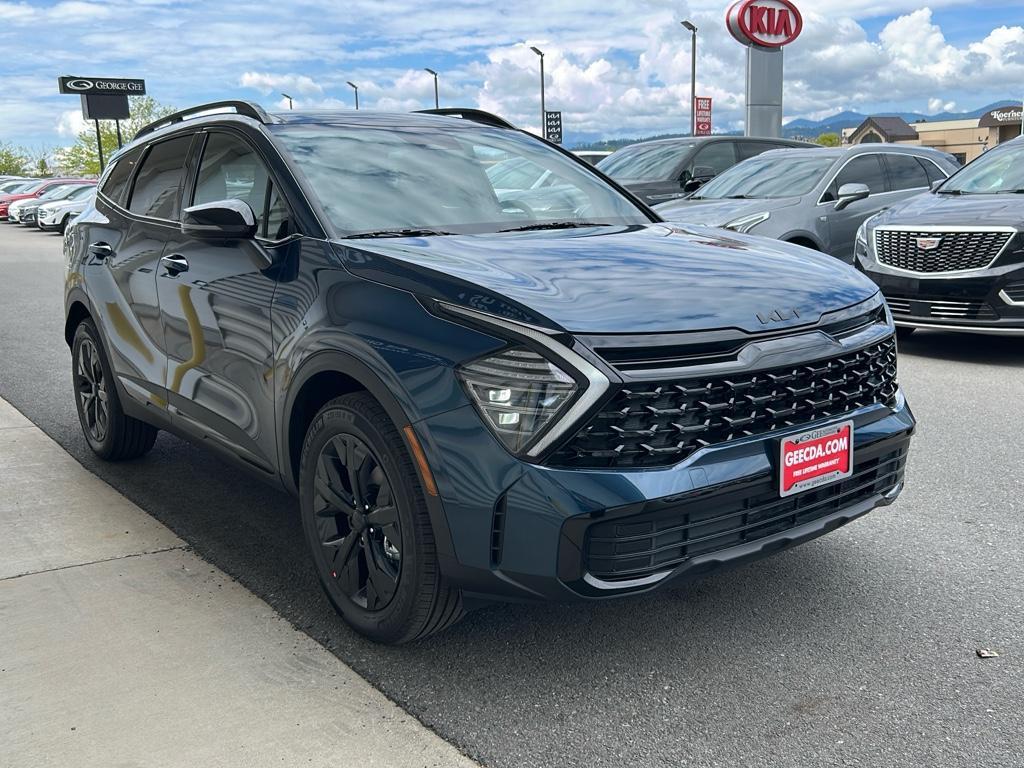 new 2025 Kia Sportage car, priced at $39,055