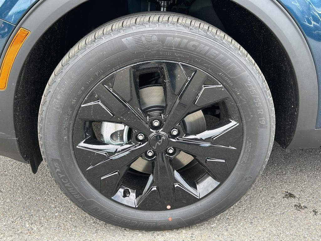 new 2025 Kia Sportage car, priced at $39,055