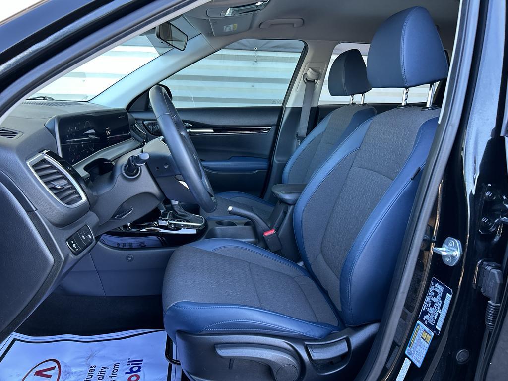 used 2024 Kia Seltos car, priced at $23,999