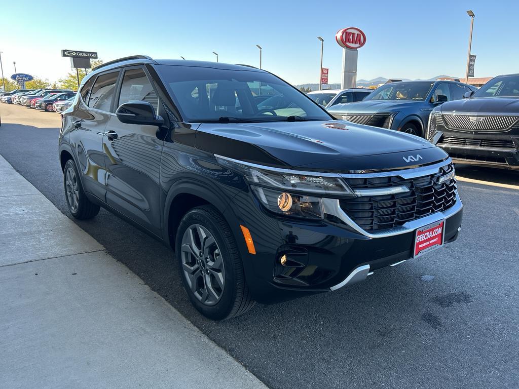 used 2024 Kia Seltos car, priced at $23,999